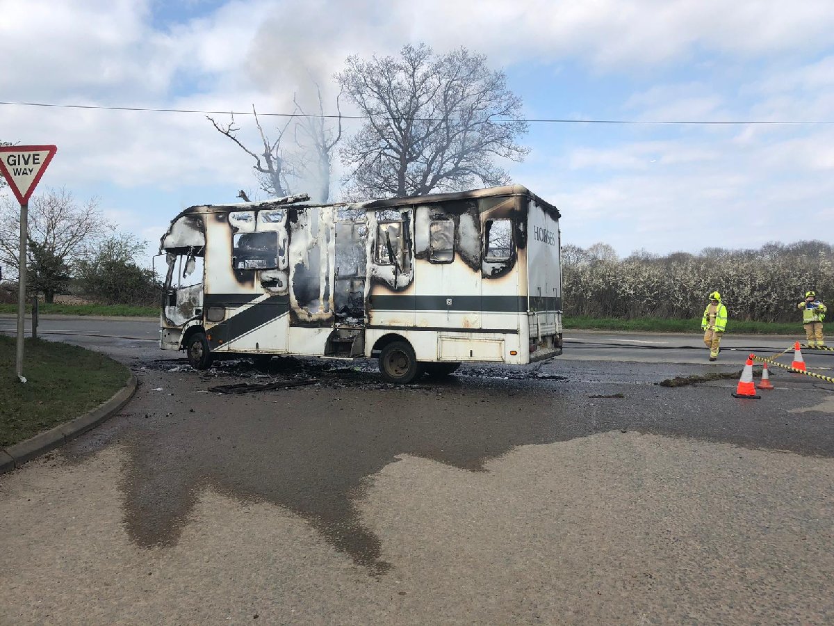 At 12.36 today we were called to a Horsebox on fire on Stortford Road, Little Canfield. Using 3 Hosereel jets and Firefighters wearing breathing apparatus, the fire was quickly put out.
