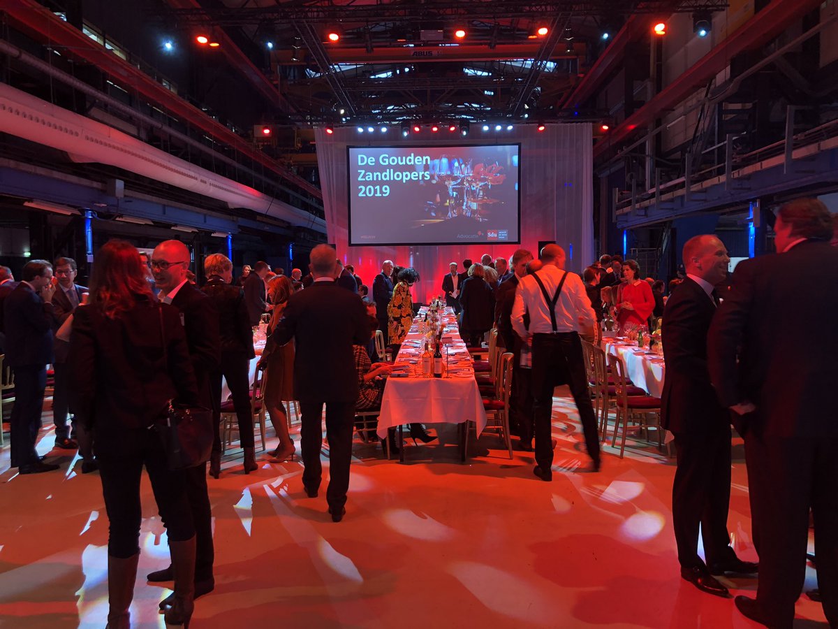 We zijn van start. De Gouden Zandlopers van <a href="/Sdu/">Lefebvre Sdu</a> <a href="/Advocatie/">Advocatie</a>.  #GZL2019 #LexxynGroep #PLEIT #DutchLegalTech #LTA