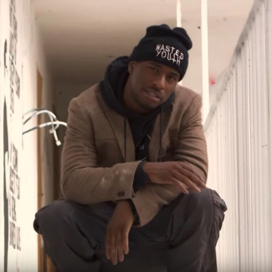 SoulBounce's tweet photo. WATCH: @taywalker Is Concerned About What’s Going On In ‘The World’ 🌎 https://t.co/GVke0h4YtQ #TayWalker #TheWorld #SoulBounce #music https://t.co/X6qOqnAqzR