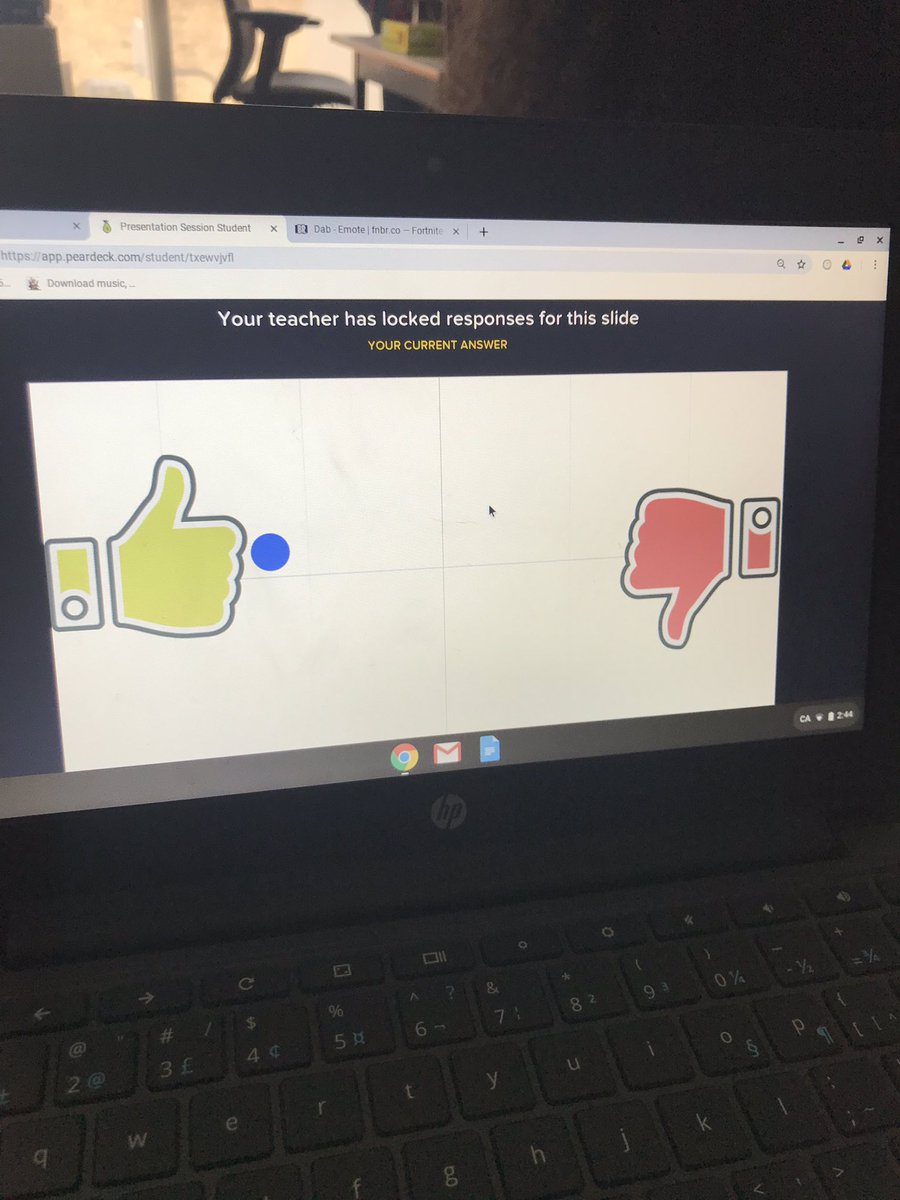 angieshorne's tweet photo. Next level presentations @EPEC3  @traceydehmel  Involving students in a Google Slide presentation.  Student engagement and formative assessment at its finest https://t.co/yGhOyixlyO