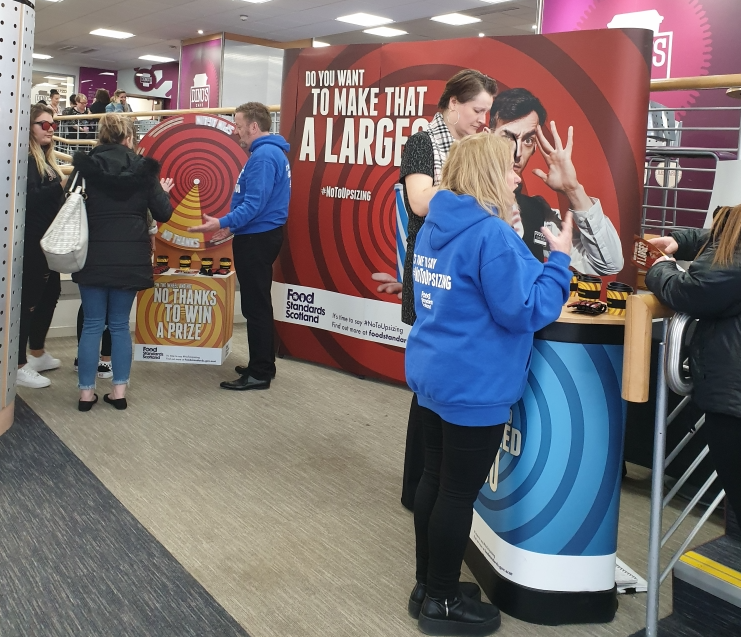 FSScot's tweet photo. Great day meeting and chatting with students at @NESCollege about #NoToUpsizing when eating out and on the go. Visit here for more info: https://t.co/yTx7eL5cmZ #forhealthyeating https://t.co/9RbhoaTBro