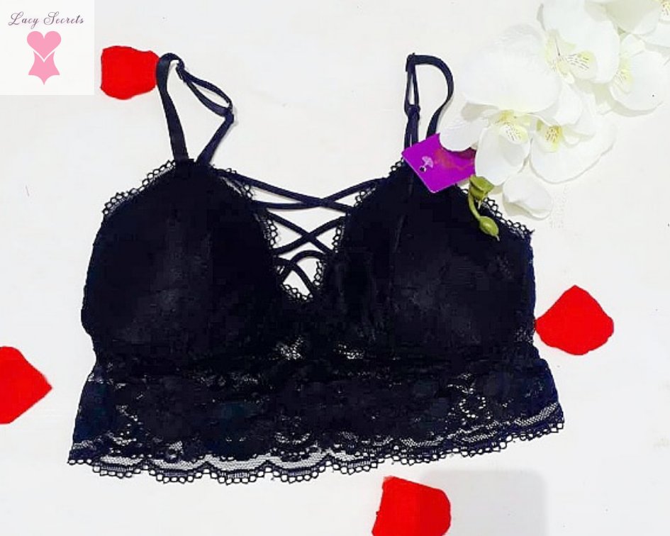 LacySecrets's tweet photo. Name: Mia
Number: 001
Size: One size
Colour: Black Maroon White Nude
Price: N2000
#LacySecrets #lacyfantasies #joslingerie #thelingerieshop https://t.co/QDiKHAwY4e