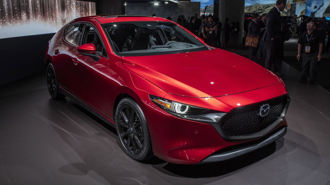 WorldCarMazdaTX's tweet photo. Since there are three powertrain combinations for each 2019 Mazda3 bodystyle, and they all get slightly different fuel economy, according to Autoblog:
https://t.co/dyt8zRRlGl

Find your Mazda. Visit World Car NB:  https://t.co/pD4uYKzjAz https://t.co/mipWbrJ5fe