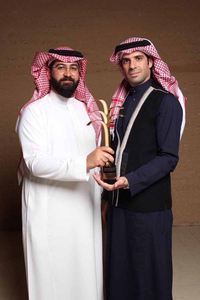 HZowawi's tweet photo. تعاون عظيم عمره اكثر من سنتين منذ بداية الفكرة البحث عن الدعم والتقديم والحصول عليه من @Ithra الترتيب للاستكشاف العلمي التصوير ثم الإنتاج وبعدها حصد جائزة @SA_FilmFestival
فخور بالعمل مع هذه الكوكبة مختلفة التخصصات حتى نقدم لكم محتوى علمي شيق يرتقي لذوقكم الرفيع.
شكرا @asandokji https://t.co/DyJz8AwnQs