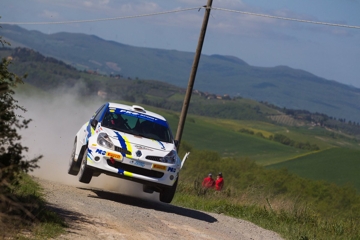 Una gara spettacolare per un finale di stagione da urlo!

-9 to #LiburnaRallyTerra

#FinaleRaceday #RacedayRallyTerra #ChiTerraGode #Pirelli #Repsol #Dhl #Omp #Enthusia