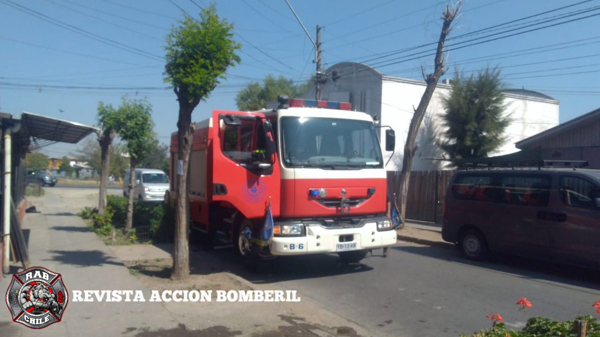 RABCHILE's tweet photo. 🚨BOMBEROS METROPOLITANO SUR🚨
Ahora #Rab8 se encuentra en 10-6-1 (llamado a gases) en Av. Departamental y Anita Lizana. @cbms_oficial
Unidad: B-6
@SextaCia_CBMS
#RAB
#REVISTAACCIONBOMBERIL
#BOMBEROSDECHILE https://t.co/N2xddXQ3hz