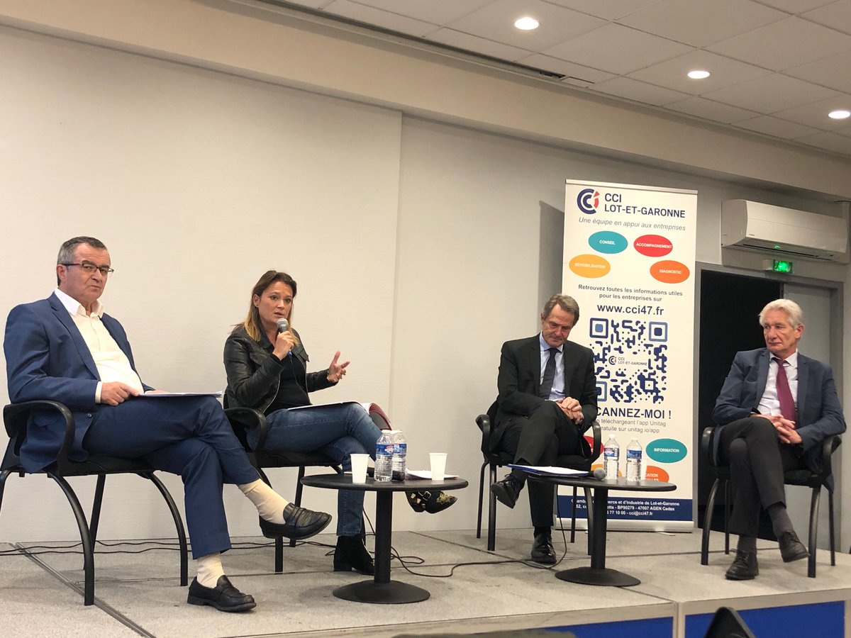 AudreySimonot's tweet photo. Rencontre-Echanges sur la Loi PACTE avec des chefs d’entreprise. ⁦@oliviagregoire⁩ répond aux questions @cci47 @medef47 ⁦@lauzzanamichel⁩ https://t.co/zMzbcythRh