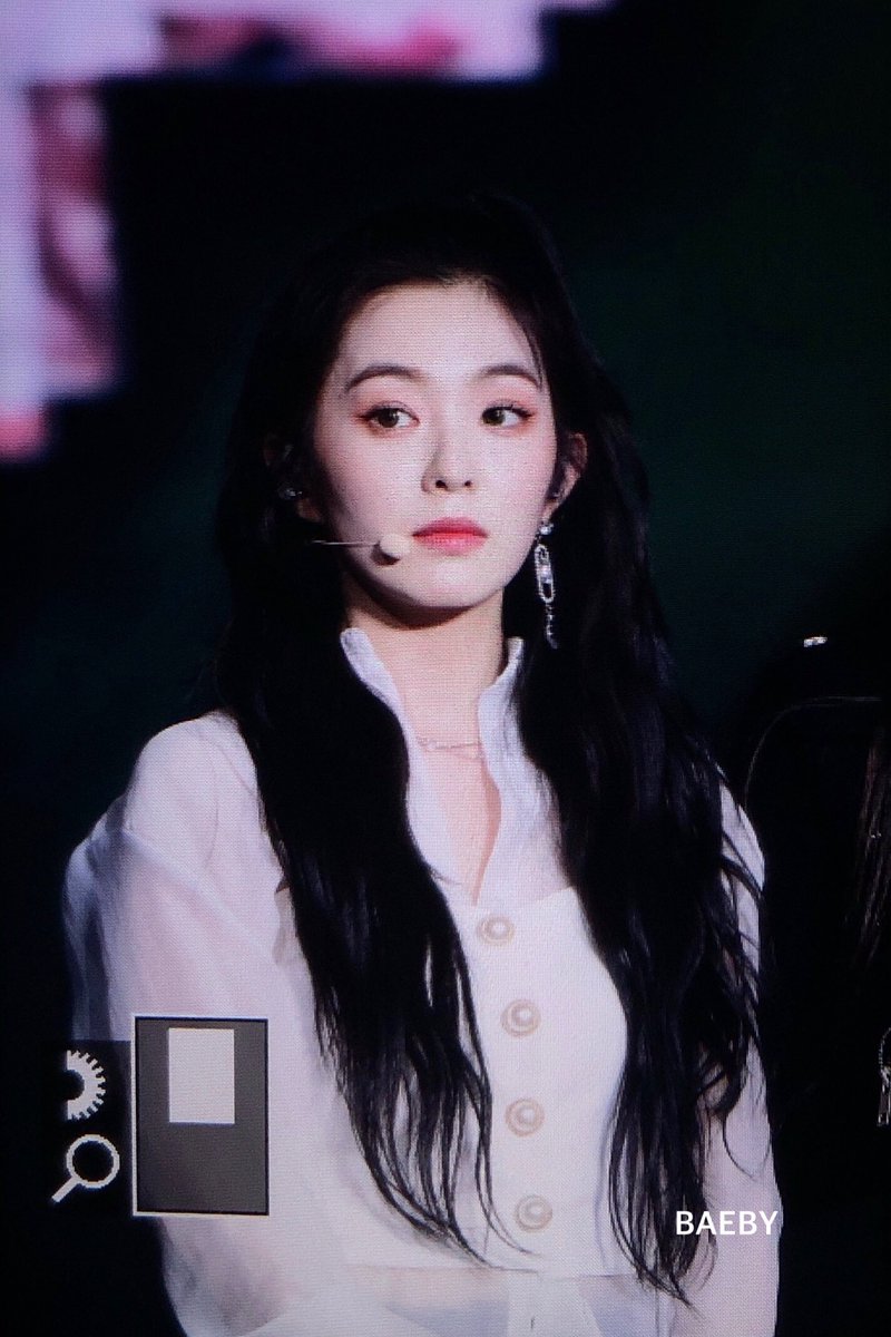 joohyeomn's tweet photo. Baejoohyunews: RT Baeby329: 190328 monster kpop concert #아이린 💜 https://t.co/vduT8zlYfU
