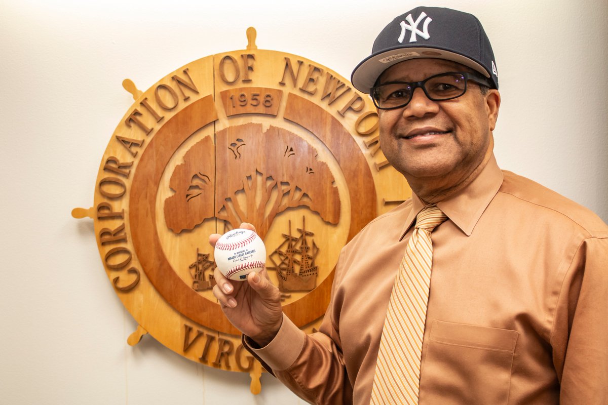 NNMayorPriceDDS's tweet photo. Spring is in the air so it must be time for MLB Opening Day and I am excited to again support the US Mayor's Play Ball Program. As in the past, we will be scheduling a friendly game with our local Boys &amp; Girls Club later this summer #openingday2019 #mayorsplayball #playballcity https://t.co/FkyzCUuVI0