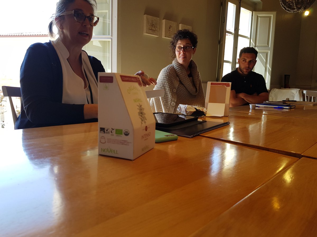 Andrea Bikfalvi (@andreabikfalvi) on Twitter photo Jornada #emprenalabrava amb mooolt de gust <a href="/CafesNovell/">Cafes Novell</a> i <a href="/TeGustInfusions/">TeGust -infusions-</a> presentant solucions #responsabilitatsocial amb <a href="/rudi_dKas/">Rudi de Castro 🎗</a>, <a href="/LVallllosera/">Laura</a> <a href="/joseppratriuro/">Josep Prat Riuró</a>, <a href="/VictorDomFet/">Víctor Domínguez F.</a>, @prjsolutions Jornada #emprenalabrava amb mooolt de gust <a href="/CafesNovell/">Cafes Novell</a> i <a href="/TeGustInfusions/">TeGust -infusions-</a> presentant solucions #responsabilitatsocial amb <a href="/rudi_dKas/">Rudi de Castro 🎗</a>, <a href="/LVallllosera/">Laura</a> <a href="/joseppratriuro/">Josep Prat Riuró</a>, <a href="/VictorDomFet/">Víctor Domínguez F.</a>, @prjsolutions