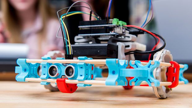 The MOREbot looks like a great way to introduce kids into Robotics, while also using 3D printing!
#3dprinting #kidsintech #codingforkids #robotics #robot #teaching #coding #kids
 buff.ly/2WuMLJr