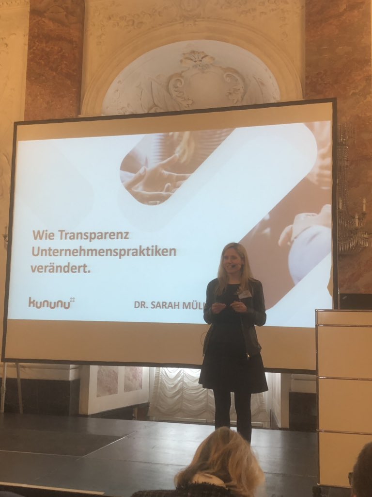 verclas's tweet photo. « Digitale Technologie schafft Transparenz in Unternehmen ». Sarah Müller von #kununu auf der #IMU19 Frühjahrstagung an der #Uni #Mannheim https://t.co/MxMUc7AqwT