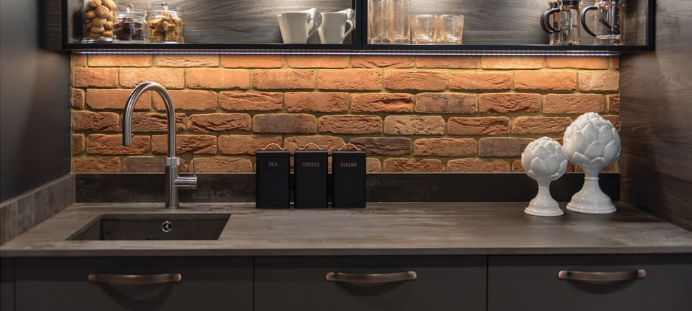 GordonArchitec2's tweet photo. 7 #interior trends every guy can use to upgrade his #home:
https://t.co/TpGHVHI6yb
#ThursdayThoughts #design #architecture #InteriorDesign https://t.co/zvezISLKzm