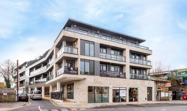 Caddingtons2's tweet image. For Sale; 18/22 Grove Vale, East Dulwich. Last one bedroom apartment remaining, high specification throughout, excellent transport links, ready for immediate occupation and available on Help to Buy. £435,000 caddingtons.com/grove.html