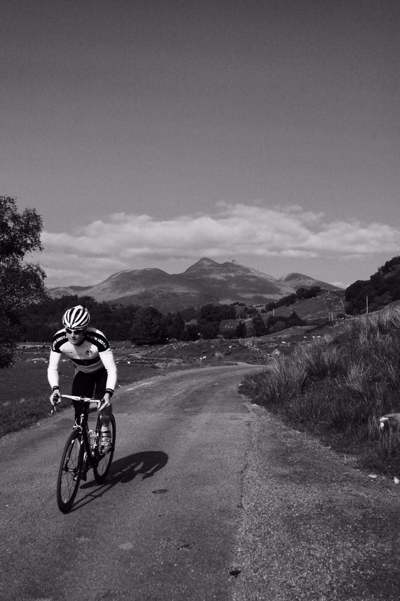ObanSportive's tweet photo. Looking for a fresh challenge? Why not try the new gravel section in this years @ObanSportive along with trail legend @reizkultur and gravel experts @Oban_Cycles who have been opening up the trail scene in argyll along with @wildaboutargyll
#gravelbikes #gravelbike https://t.co/IK6vAgXp2N
