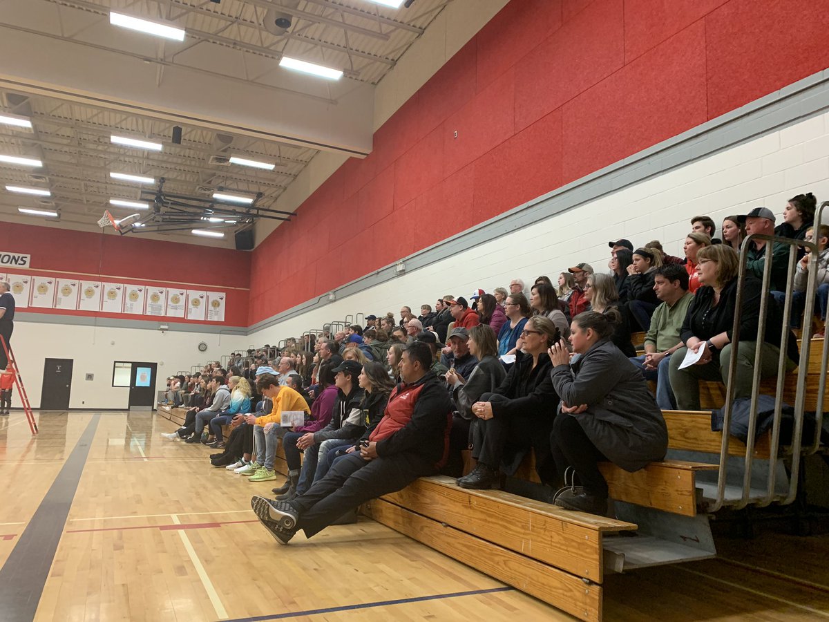 missdixiebci's tweet photo. The gym was packed for the first annual Girls Volleyball All Star Game! So happy to be a part of this amazing celebration! @BCIRedRams https://t.co/PsdzoHsk2l