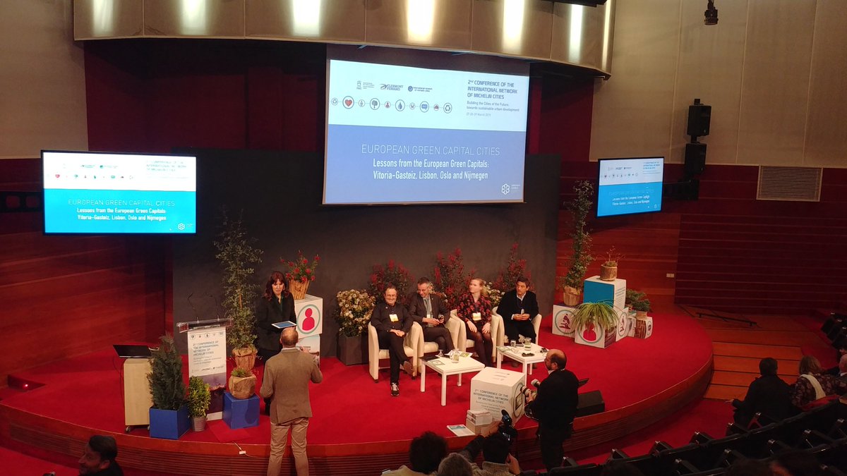ClermontFd's tweet photo. "Une ville intelligente doit être avant tout une ville verte"
Inspirants retours d'expérience de 4 capitales vertes européennes lors des rencontres #inmc21
 #EUGC #smartcity #greencity https://t.co/OR9CDVXy1K