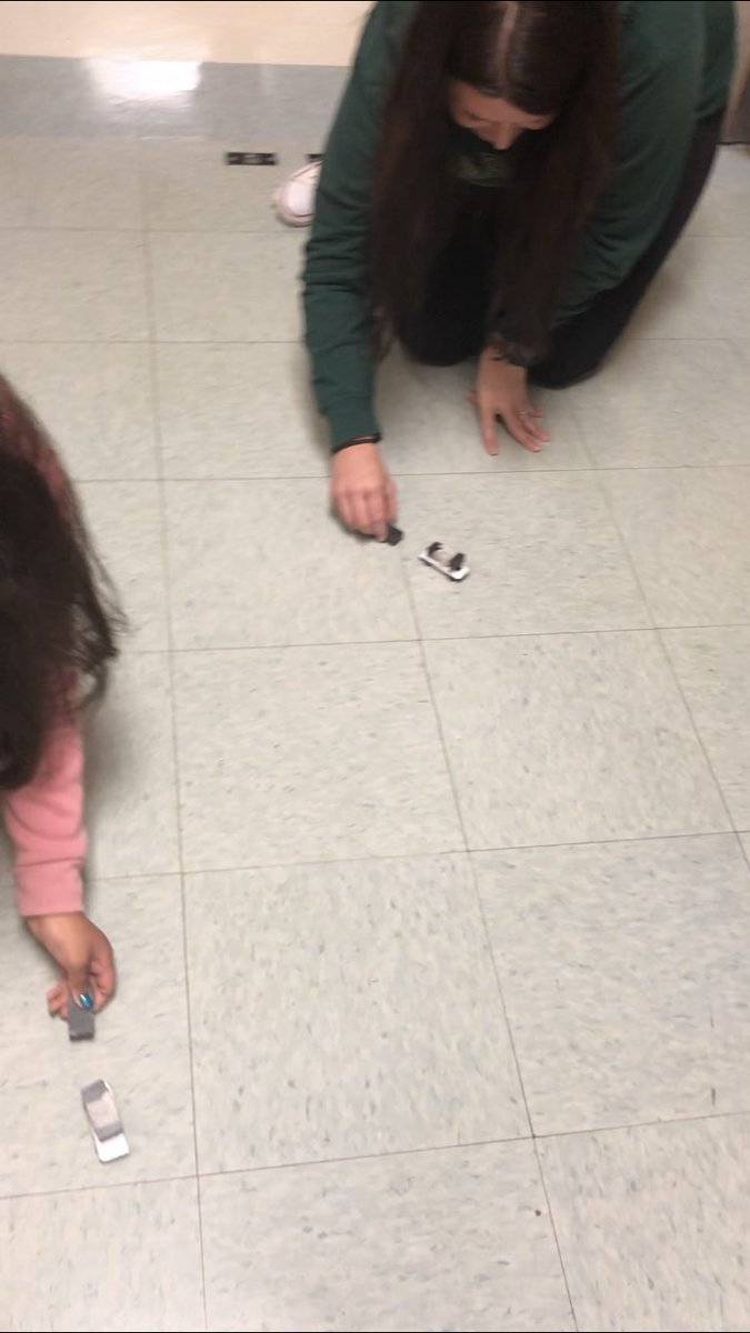 Mrs_Measmer87's tweet photo. When the student beats the teacher in a magnetic car race 🤷🏻♀️🤦🏻♀️😀 #4thandGoals #UcpsEpic #Magnetism @WingateES_NC https://t.co/nhnXIiVLEx