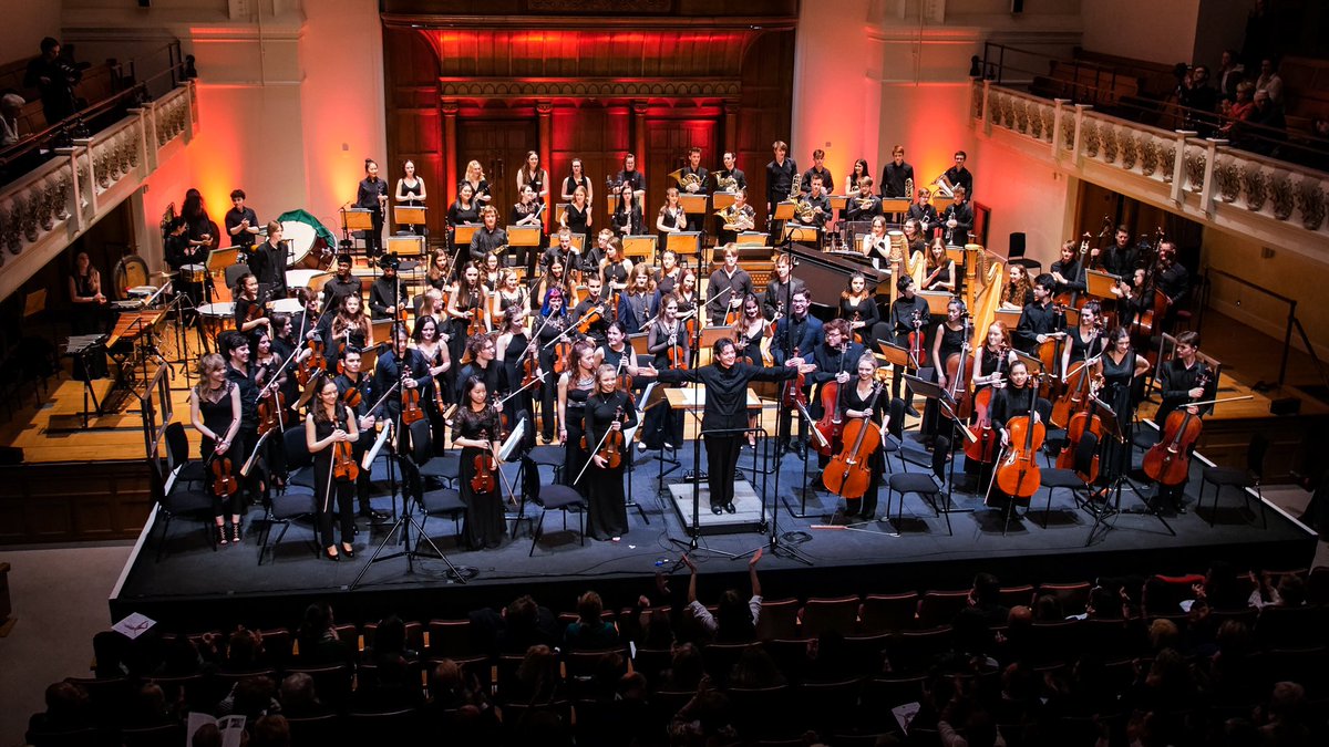 NataliaLuisB's tweet photo. It was a pleasure to work with young musicians from @PurcellSchool Photo by Ollie Bowring. #LetTheMusicPlay #MusicEducation https://t.co/zB4cywswbd