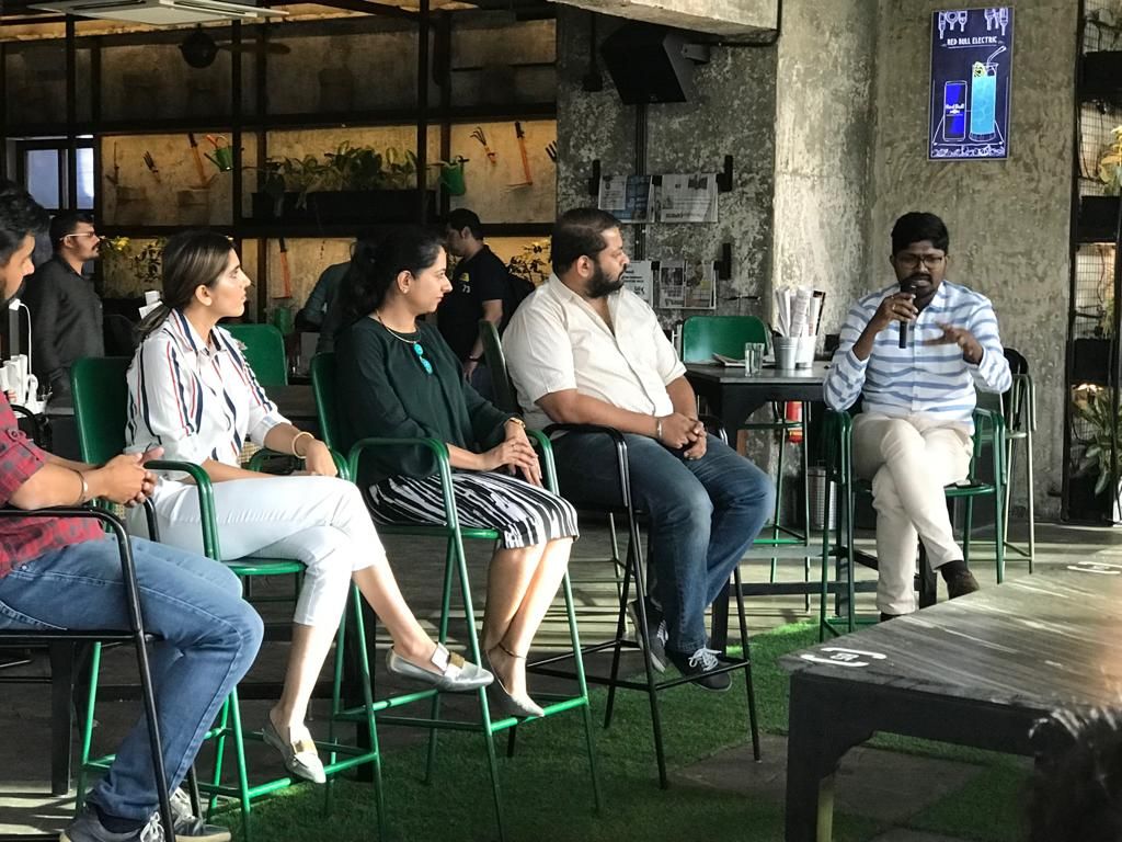 108_Pune's tweet photo. Discussion on paradigm shifts in work culture across India.

#Onezeroeight #108Pune #Designing #CreativeDesign #Social #SocialOffline  #FCRoadSocial #thursdaythoughts https://t.co/5TduQmCl5W