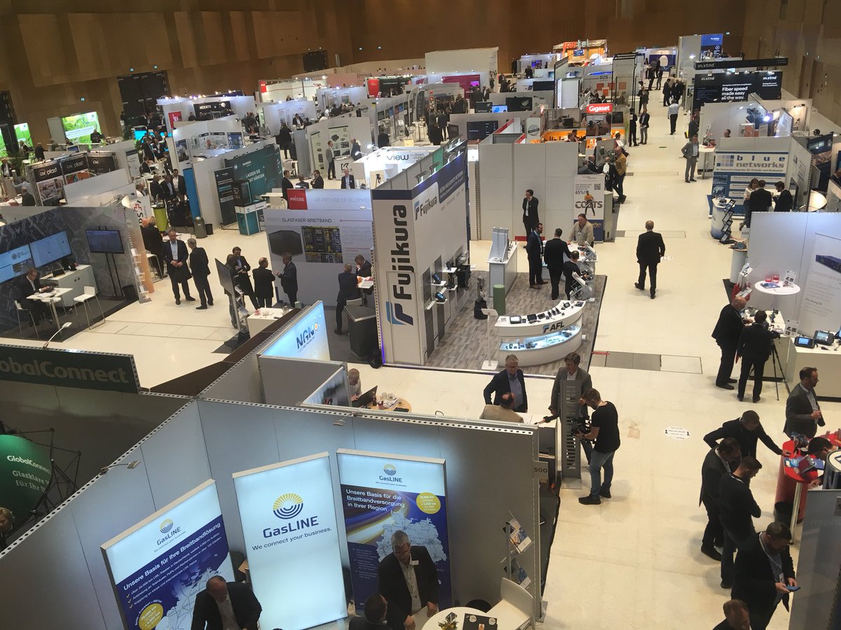 tuvcom_presse's tweet photo. Danke, @tkgswf. Wir waren gerne mit Euch allen auf den #fiberdays19 https://t.co/sKrz33NUQq