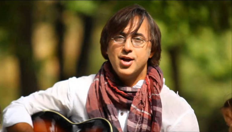 Mladosta mi ja odbeležaa pesnite na John Lennon