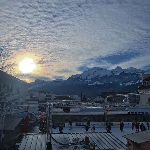 UnivergelStudio's tweet photo. “In the depth of winter I finally learned that there was in me an invincible summer.” -Albert Camus #liechtenstein🇱🇮 https://t.co/pNJyZNw6nI https://t.co/EoFZ9R4U68