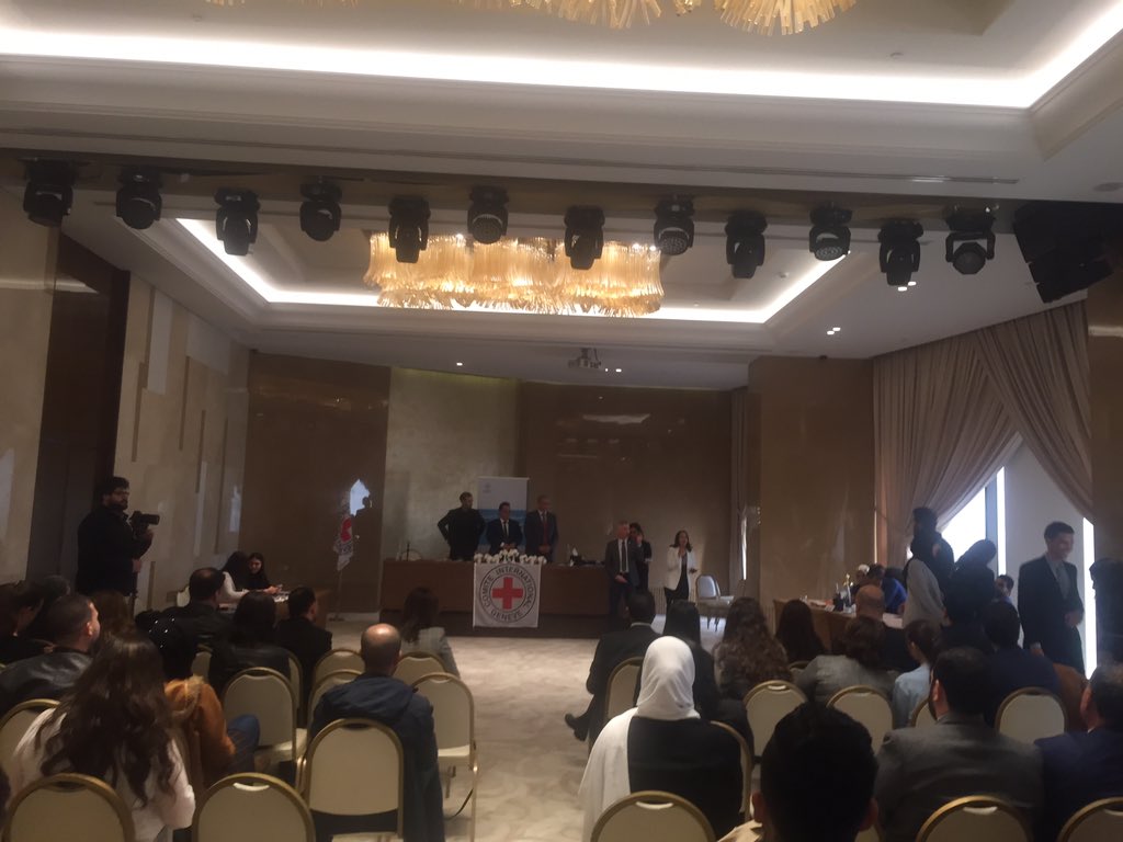 CMartinICRC's tweet photo. Arabic Regional International Humanitarian Law Moot Court competition hosted by @ICRC_lb. Incredibly motivated and knowledgeable university students coming from 🇵🇸 🇮🇶 🇲🇦 🇩🇿 🇸🇩  🇪🇬 🇱🇾 🇯🇴 🇱🇧. Future judges, lawyers or @ICRC colleagues.
MABROUK to all of you 👏👏👏 https://t.co/E4JaCTuzyJ