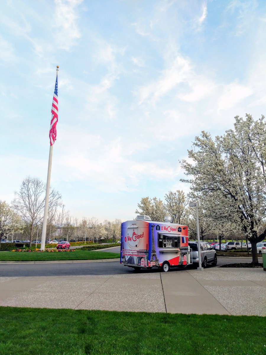 It’s Crepes Thursday y’all what better way to start your Thursday with <a href="/omycrepes/">O My Crêpes!</a> is serving breakfast at BR#1 7:30-10 and yes they have coffee