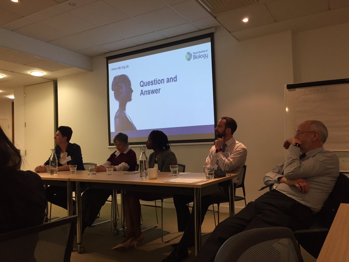 ChemChook's tweet photo. Q&A session at @RoyalSocBio #AllBranches meeting. Great to meet up and chat with @RSBWestMids and @RSB_Yorkshire https://t.co/NSqktYQyr0