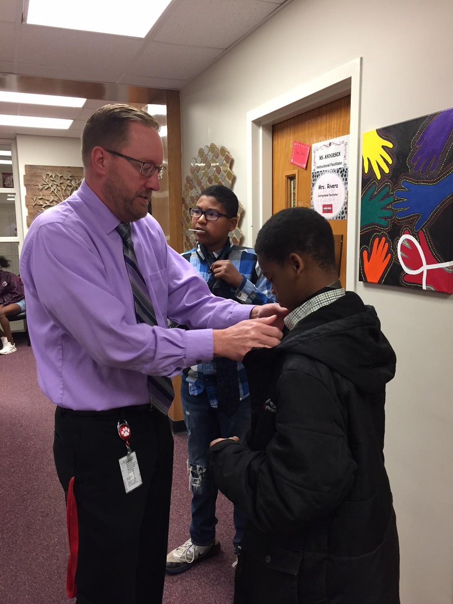 OPS_Morton's tweet photo. Some times you just need a little help with your tie!  Thank you Mr. Powers for helping these 6th graders to look their best on #dressforsuccess day!  #pantherpride https://t.co/JIQscBzYeR