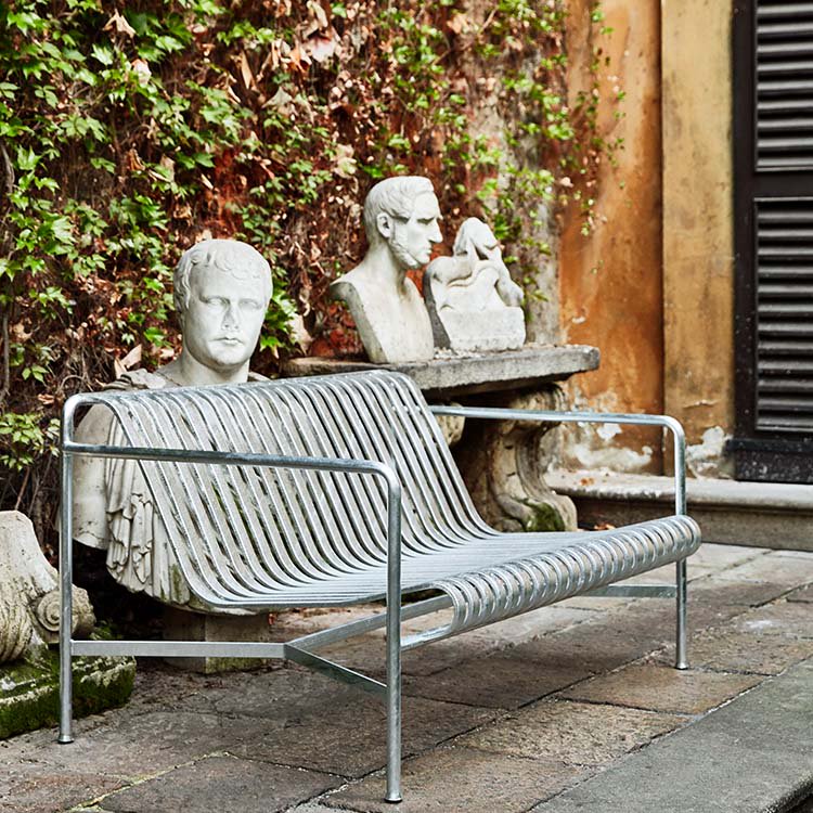 New for Summer 2019 - Hay Palissade HOT Galvanised, its pretty damn HOT - cimmermann.uk/hay-palissade-… #hay #outdoorliving