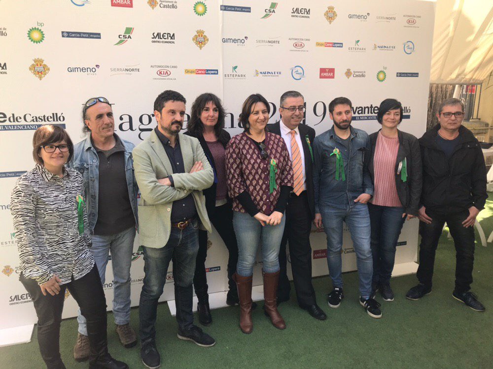 esquerraunida's tweet photo. 🎋💚 Hui hem visitat les #Bodeguetes de la Festa de La Magdalena 2019 

@RosaPerezGarijo @CristianVeses @antonillorente https://t.co/kZaeMyHESi