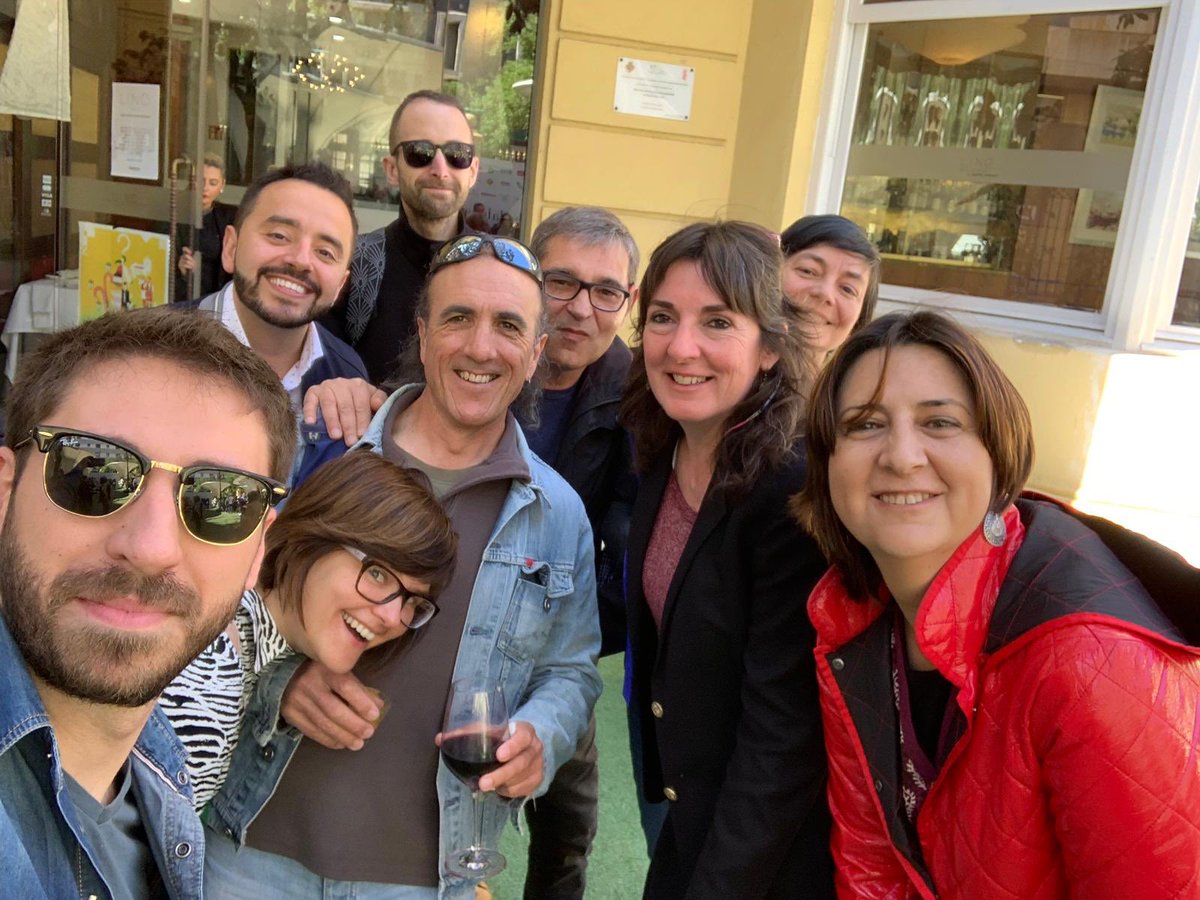 esquerraunida's tweet photo. 🎋💚 Hui hem visitat les #Bodeguetes de la Festa de La Magdalena 2019 

@RosaPerezGarijo @CristianVeses @antonillorente https://t.co/kZaeMyHESi