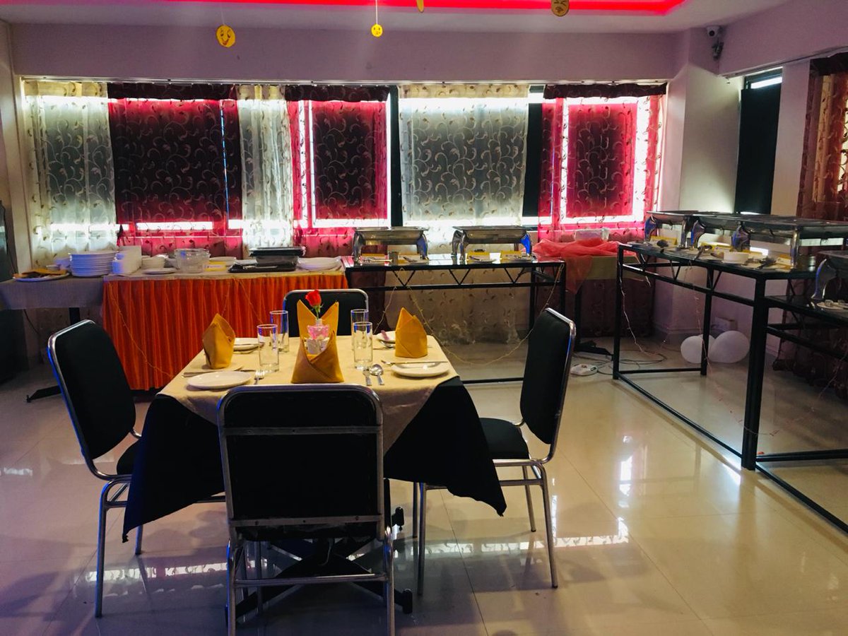 Nehagautamchhe1's tweet photo. Creative at its best!
Breakfast realia 6th day
Theme: lights
A small display of creativity by my team
@directorPuniihm
@subornobose @san_geeta @prithvi002
#iihmpune
#IIHM
#fun_experience
#learningtogether
#learningisfun https://t.co/gQWJr8OVEt