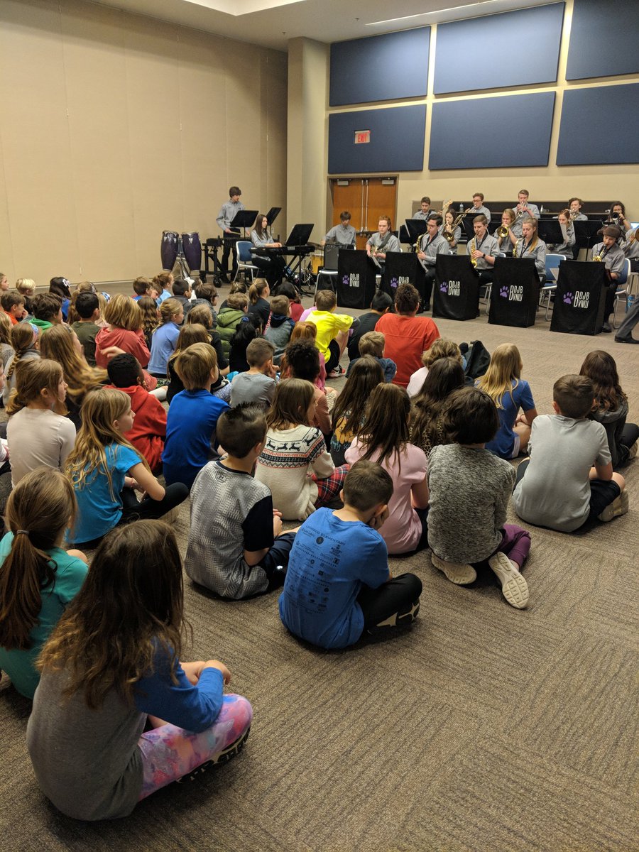 rwhite213's tweet photo. BVNW jazz band at Hilltop #WeAreFamily @LeawoodLeopards https://t.co/Jt1Zlv15hc