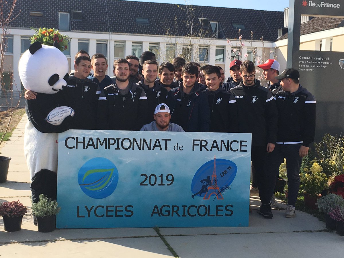 Torres_Fbn's tweet photo. Deux places de vice champion de France pour nos sections rugby cadets et juniors du lycée agricole Charlemagne de Carcassonne. À deux doigts du doublé ! Un peu de déception mais beaucoup de bons souvenirs. Bravo aux joueurs ! #finalesrugbyagri2019 #EPS #SectionRugby https://t.co/cY8mnvDup1