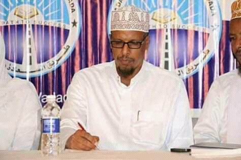 maxamed_cidole's tweet photo. #hambalyo caalimka somaaliyeed doctor, sheikh mohamed mohamuud shibli oo gaaray darajada #PHD ee barashada cilmiga #xadiith ππππ
Allaha naga dhigo kuwii ka faaideysta cilmigaada adigane illahey ajir iyo xasanaad hakaa siiyoππππππππ https://t.co/Ctz4i1wHfE
