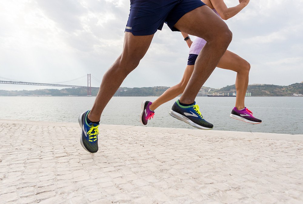 TheSportsWear's tweet photo. BROOKS LEVITATE 2: L’ENERGIA AL CUBO SECONDO BROOKS
Tre esercizi “speciali” e tre calzature specifiche per correre come nessuno ha mai corso prima, da veri supereroi
\\ https://t.co/HTqeFMrfRj //
@brooksrunning #run4food #running #Brooks #correre #news #sportswear https://t.co/s58BUReEYR