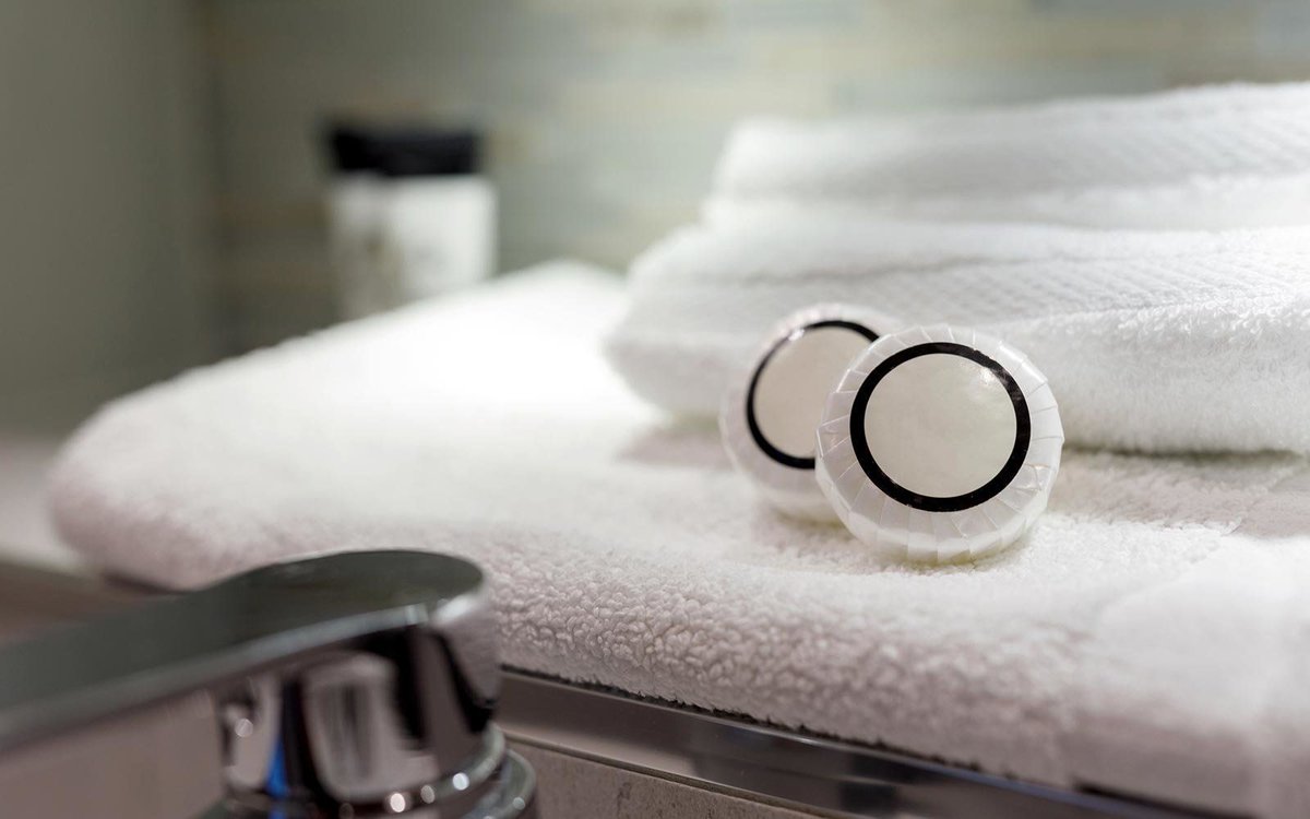 HeidiOkada's tweet photo. Nice job #hilton!  What happens to half used soap!
https://t.co/ZZQKdyKRxR https://t.co/U3O8ggOLRg