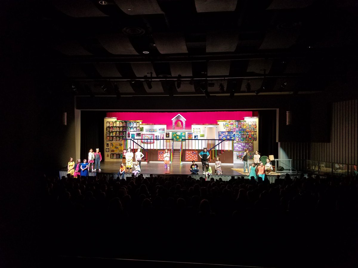 JHS_Page2Stage's tweet photo. "I've learned so much my head hurts, from my friends here in room one."  Come and see us this weekend. Junie B. JONES THE MUSICAL Jr. Friday and Saturday at 7 p.m. https://t.co/WjOwnNyRaH