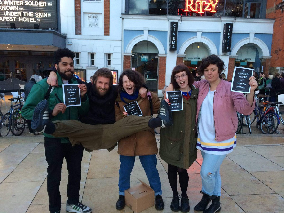 RitzyLivingWage's tweet photo. Fighting for a REAL living wage since 2014 βπ»βπΌβπ½βπΎβπΏ
#firstpic #boycottpicturehouse #fightforyourrights #livingwageforall
@bectu https://t.co/79gfan5ups