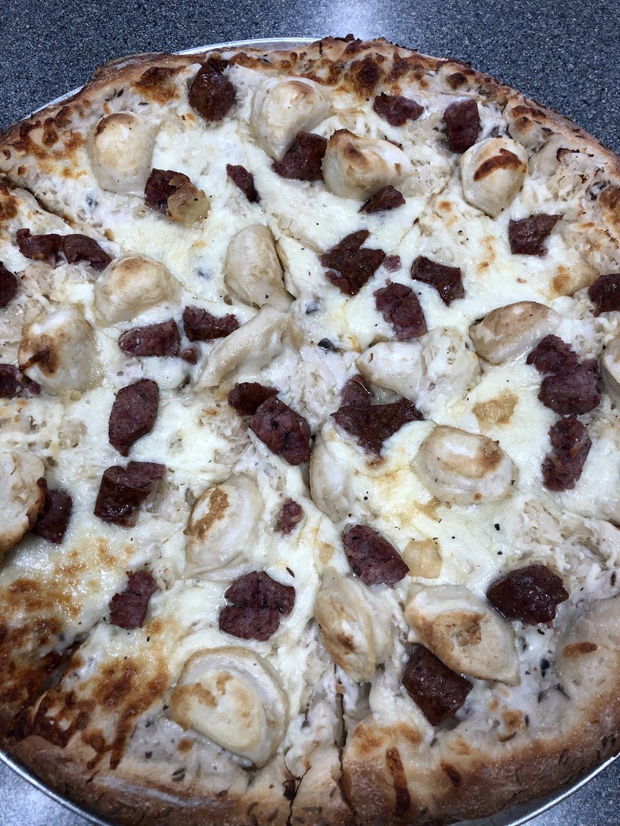 TwoGuysPizza1's tweet photo. Come in today to try out the contest winner! Polish pizza with pierogi, sausage and sauerkraut on a lazy pierogi base. @ShreddandRagan @SexySlices https://t.co/lEN9PxBceE