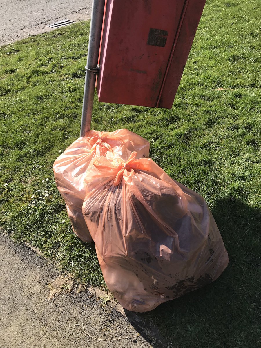 Brynmawrlitter1's tweet photo. #flytippping #brynmawr #detailsinside @Keep_Wales_Tidy @gwentgazette @southwalesargus @Brynmawrlitter1 @BlaenauGwentCBC @BlaenauGwentKWT @BlaenauGwentMP https://t.co/503dRUBoAK