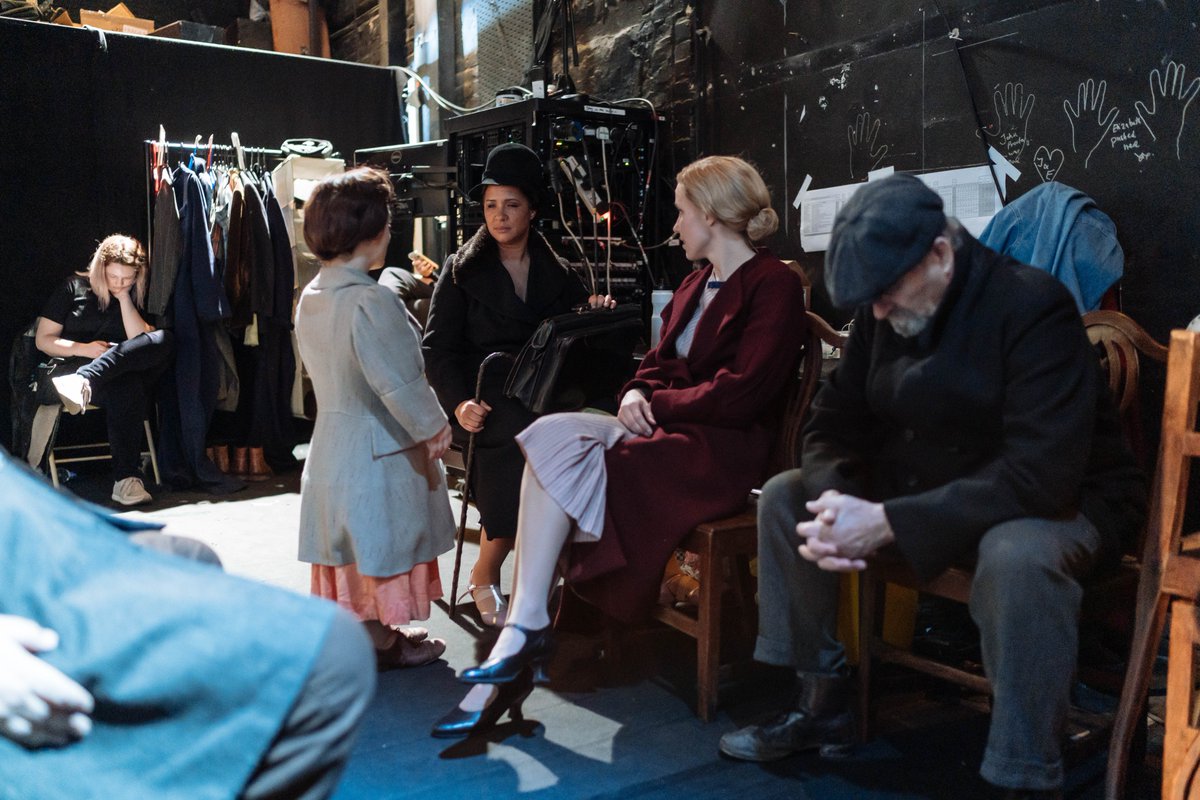 oldvictheatre's tweet photo. There are just four performances left of #TheAmericanClock!

The show must end on Saturday - don't miss the chance to experience this rarely performed Arthur Miller play for yourself https://t.co/dgHVrpATvv https://t.co/XwYhc83L94