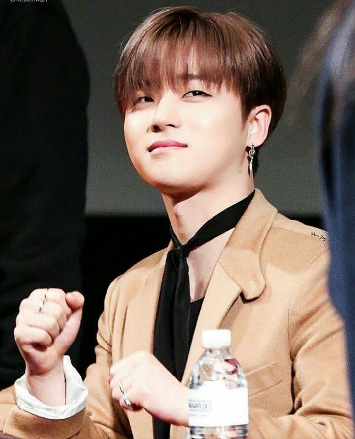 Can I say I love you today? If not can I ask ypu again tomorrow? And the day after tomorrow? Coz I'll be loving every single day of my life! I LOVE YOU!  #지원  #JINHWAN