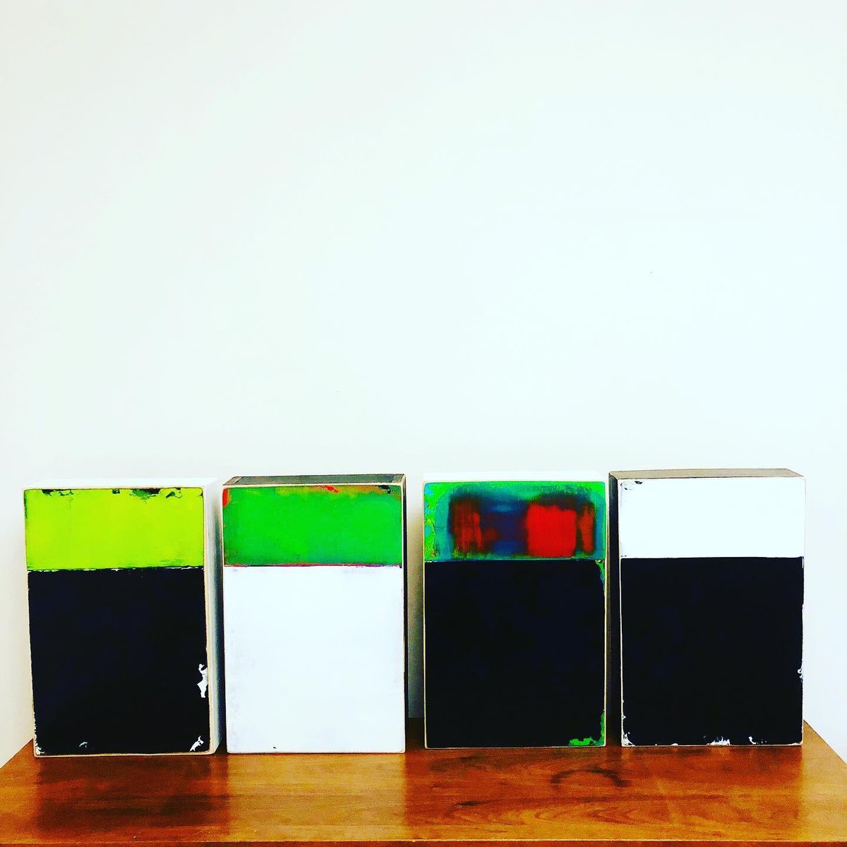 NicoleRoyseArt's tweet photo. Keep it simple! Add one or several minimalist abstract @thecolourboxes by @toofangskinny to your collection today! We are currently featuring his latest work #bothdirectionsatonce at @RoyseContemp ! https://t.co/b93kmJA9Fw