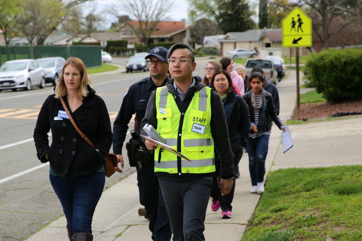TwinRiversUSD's tweet photo. The Community Pedestrian & Bicycle Safety Training took place at Foothill Ranch Middle School on March 27, 2019. Special thanks to UC Berkeley's SafeTREC, California Highway Patrol, Sacramento County and many more of our community partners for helping keep our students safe. https://t.co/QKnFc112nN