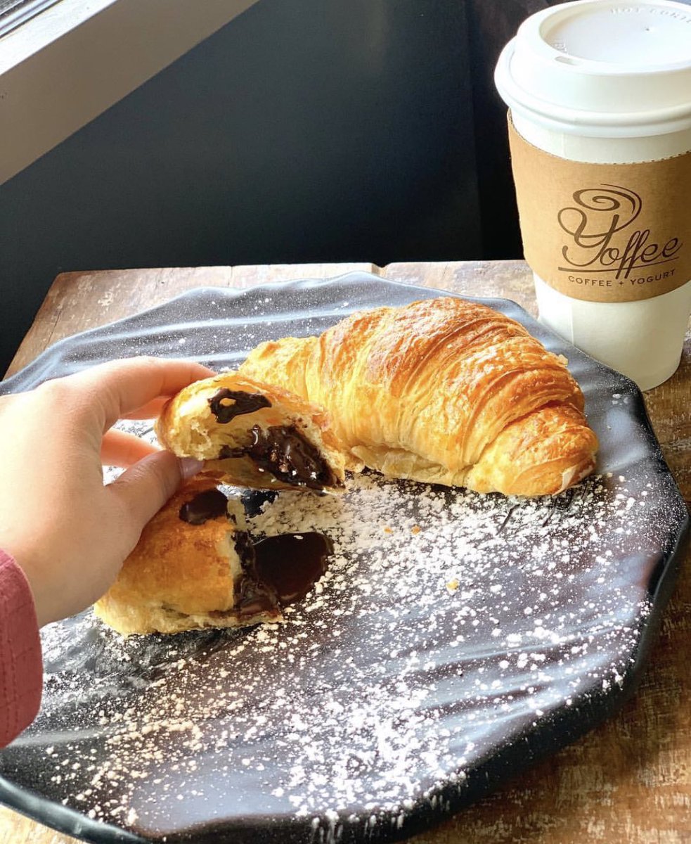 Start your day with a croissant 😋 🥐
