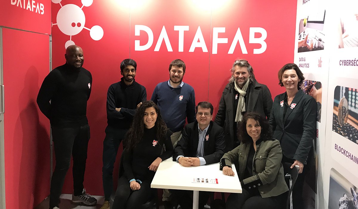 data_fab's tweet photo. La #TeamDataFab au Salon @bigdataparis 🙂
Encore merci à tous pour votre implication & aux visiteurs pour les échanges intéressants !
Devenez expert data grâce à notre workshop sur la stack Elastic. Info & inscription: https://t.co/xPGgolajeX
#ThrowbackThursday
#JeudiPhoto
#data https://t.co/rYi3mLoQNG